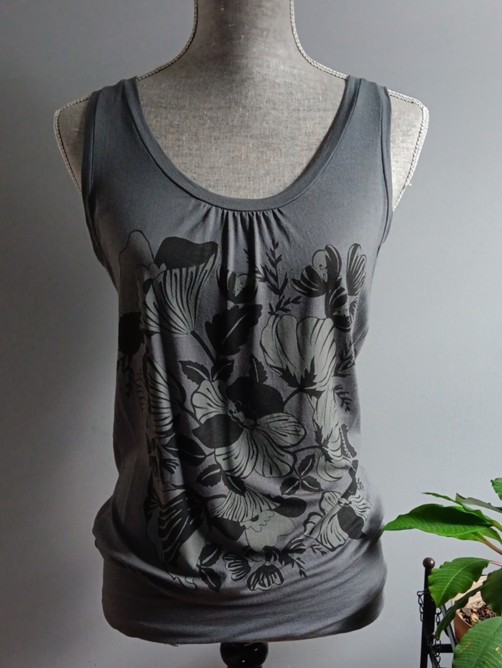 H&M Gray Tank Top with Black Floral Print